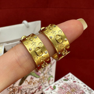 디올 셀레스트 귀걸이