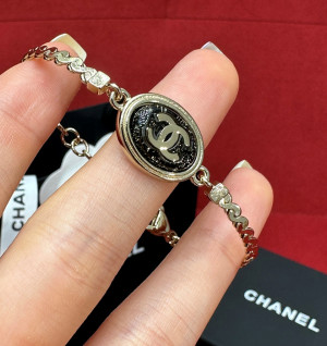 샤넬 에나멜 팔찌