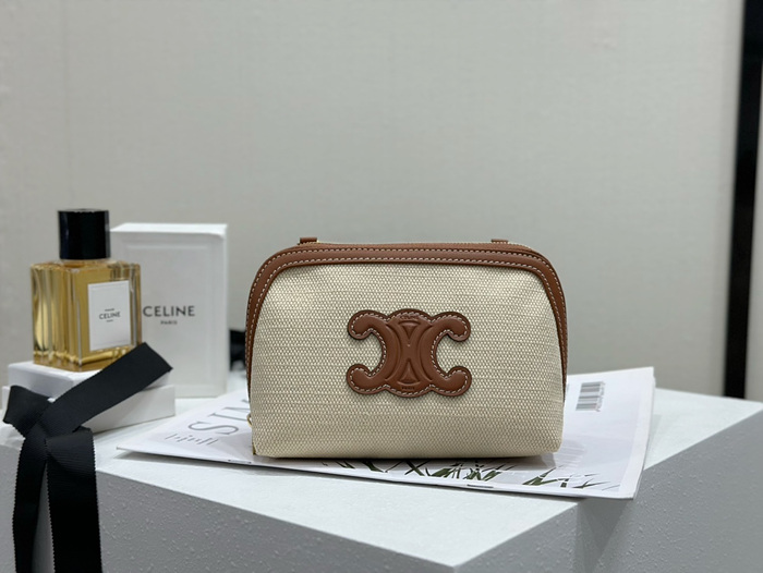 셀린느 퀴르 트리오페 체인 클러치