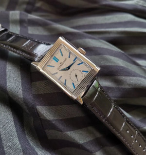 예거 르쿨트르 리베르소 트리뷰트 (양면듀얼 타임존) 29mm