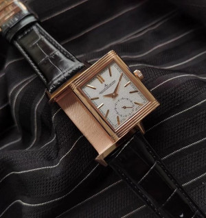 예거 르쿨트르 리베르소 트리뷰트 (양면듀얼 타임존) 29mm