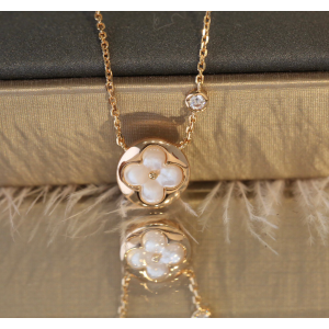 루이비통 블라썸 목걸이