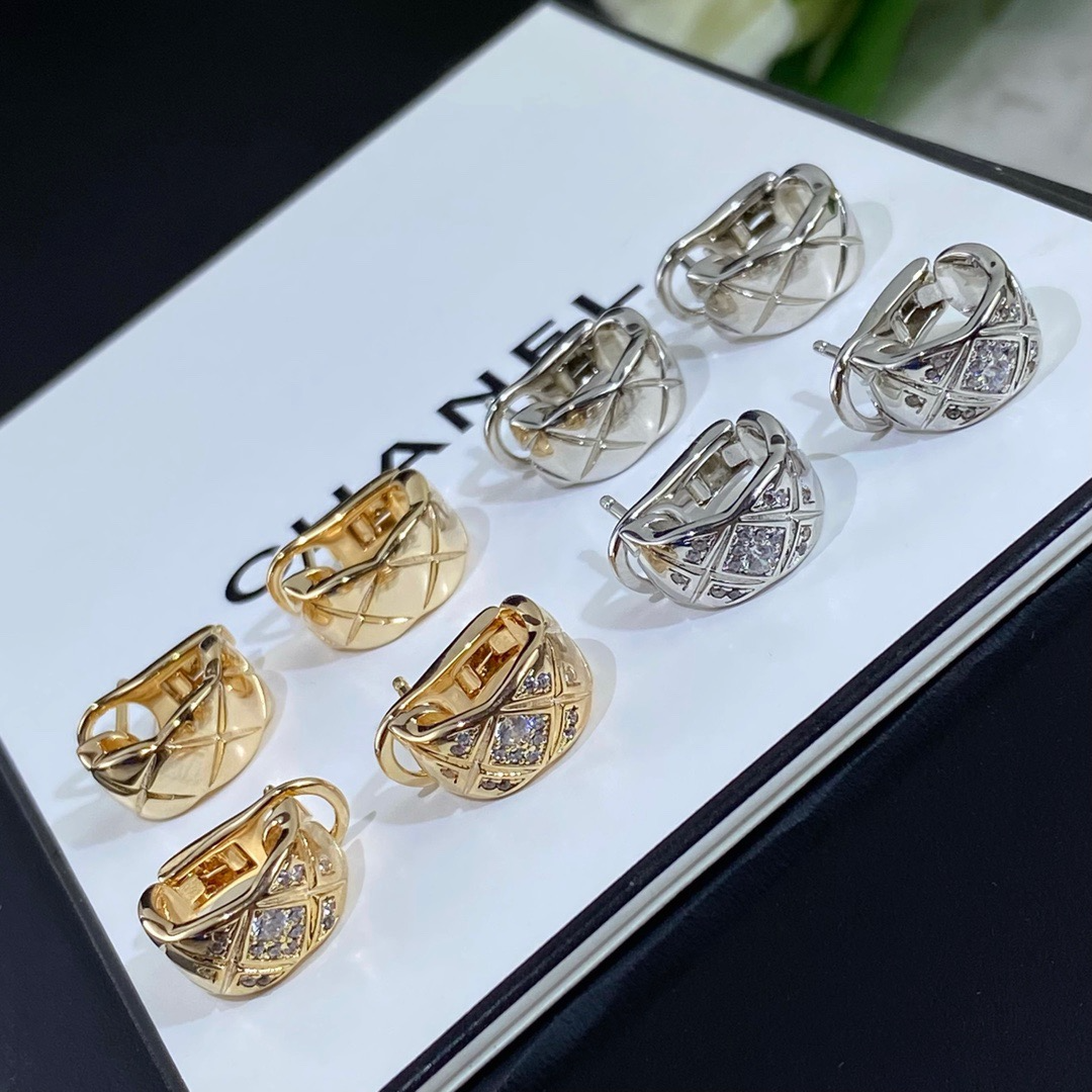 샤넬 코코크러쉬 다이아 귀걸이 (컬러 골드, 화이트골드)