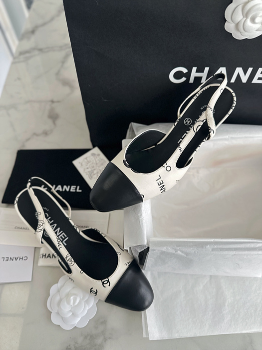 샤넬 슬링백 미들힐