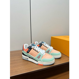 루이비통 트레이너 스니커즈 (남녀공용)