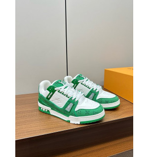 루이비통 트레이너 스니커즈 (남녀공용)