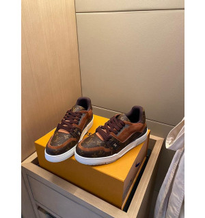 루이비통 트레이너 스니커즈 (남성용)