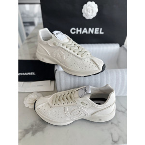 샤넬 크루즈 스니커즈