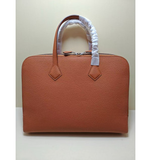 에르메스 남자 가방 빅토리아 라이트 브리프케이스 H076569CK37 (컬러 골드) 반수공