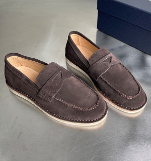 프라다 블리치드 스웨이드 로퍼 (남성용)