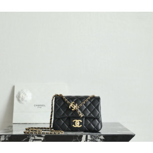 샤넬 25FW 미니백 CC로고 줄조절 체인 미니 플랩백 18cm AS5759