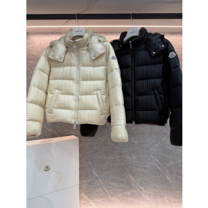 몽클레어 지저스 숏 다운 재킷 (컬러 베이지, 블랙)