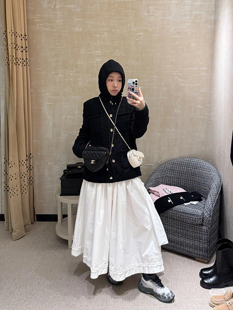 샤넬 블랙 트위드 후드 자켓