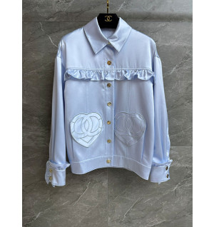 샤넬 하트 로고 프릴 블라우스