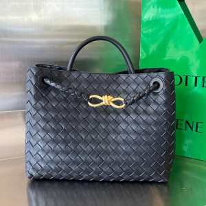 보테가베네타 안디아모 미디움 743572 (컬러 네이비)