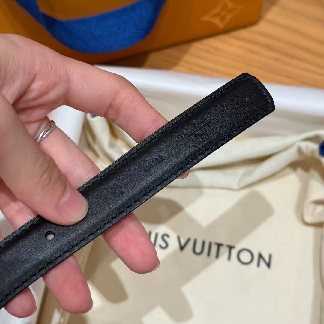 루이비통 프리티 LV 20mm 리버서블 벨트